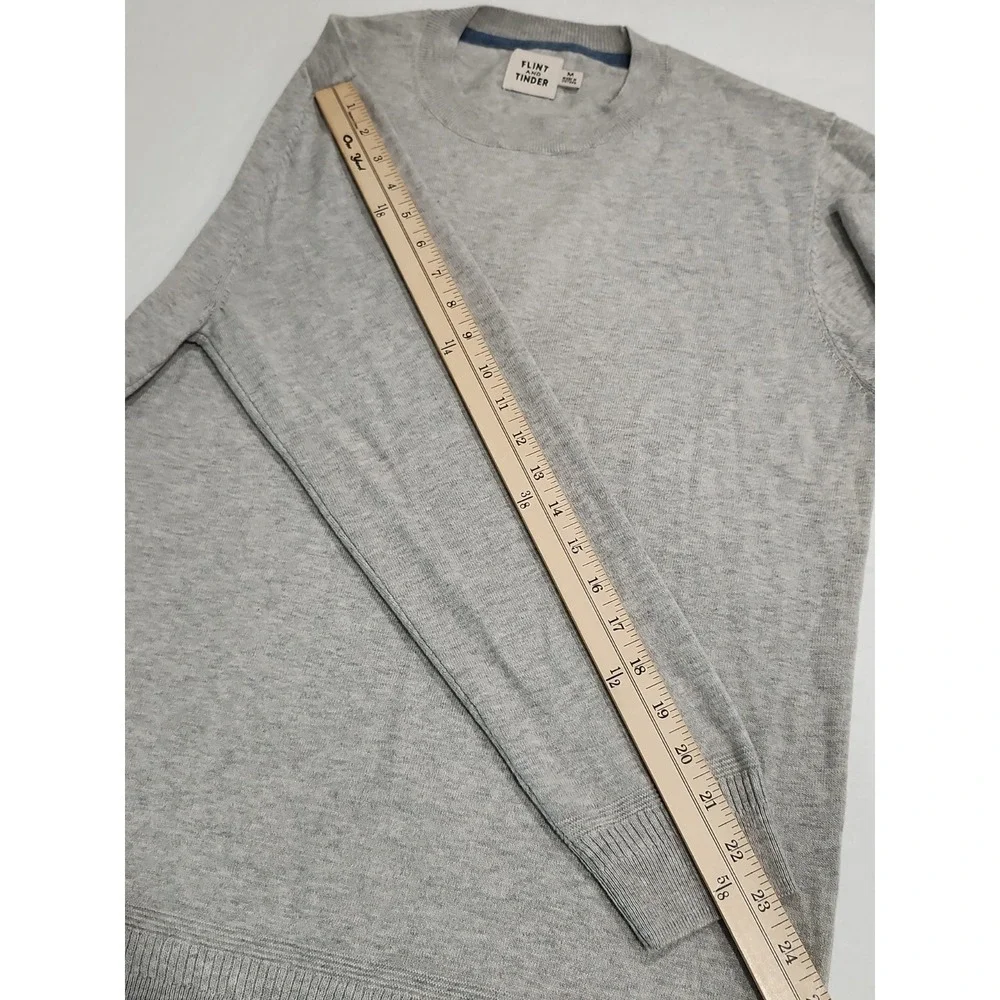 Flint and Tinder Huckberry Crewneck Sweater Mens M Ribbed Collar Cuffs Hem Gray